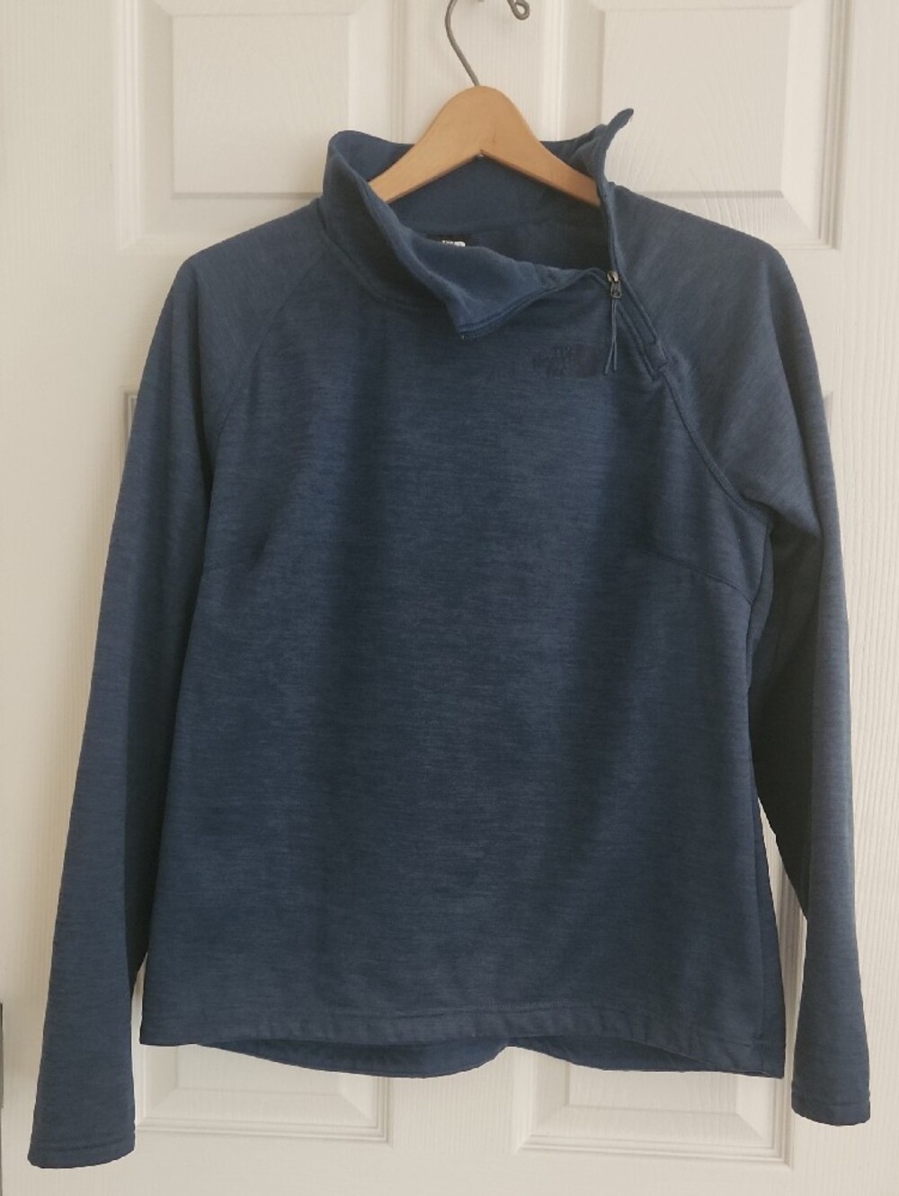The North Face Women's Slate Blue Half-Zip Pullover